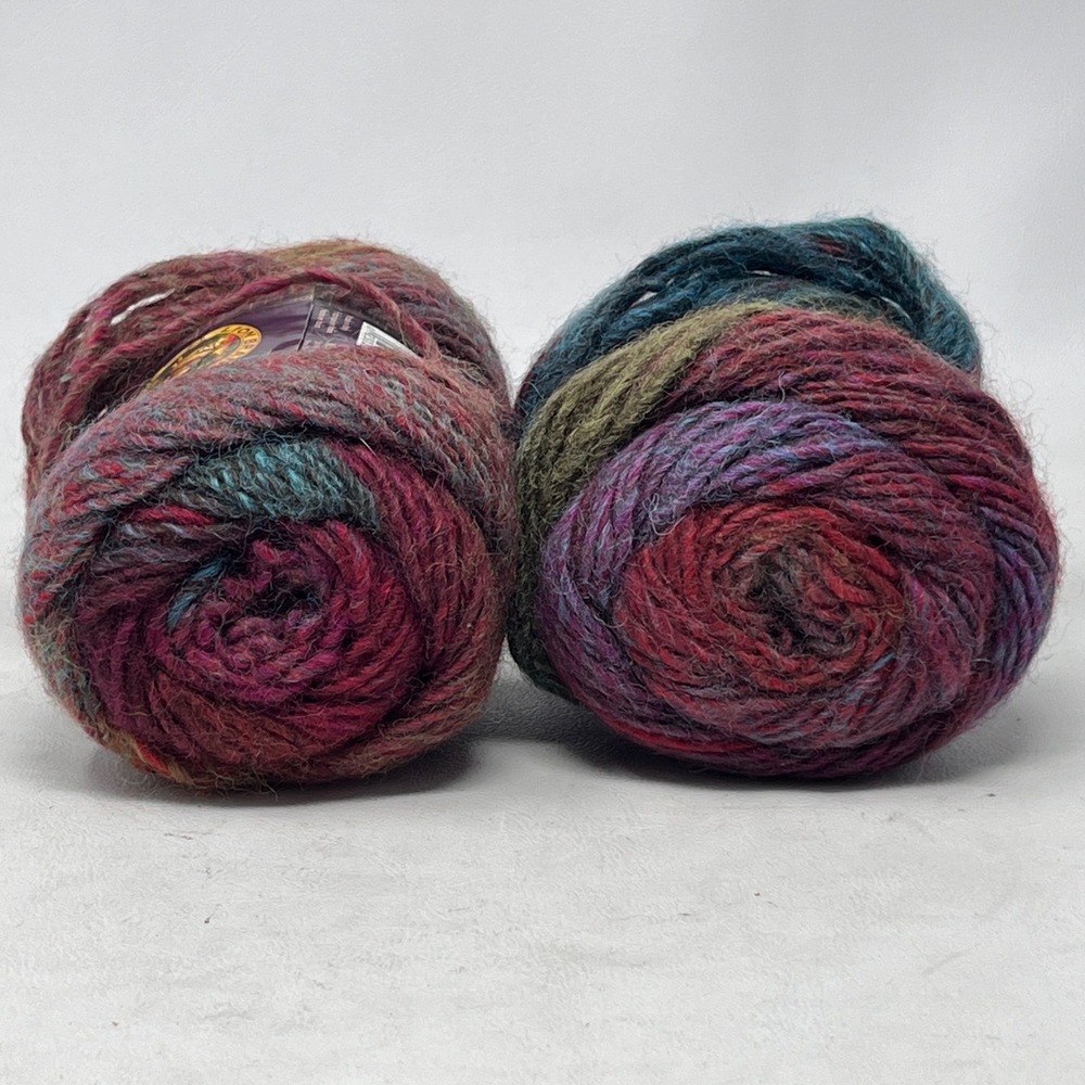 Lion Brand Amazing Wool Acrylic Blend Art 825 Color 201 Red Teal Ombre Set 2 New - Picture 3 of 7